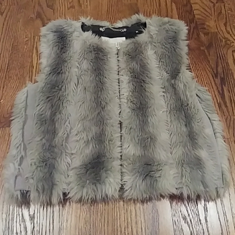 Sale!! 3 for $15 Rachel Roy Faux Fur Vest